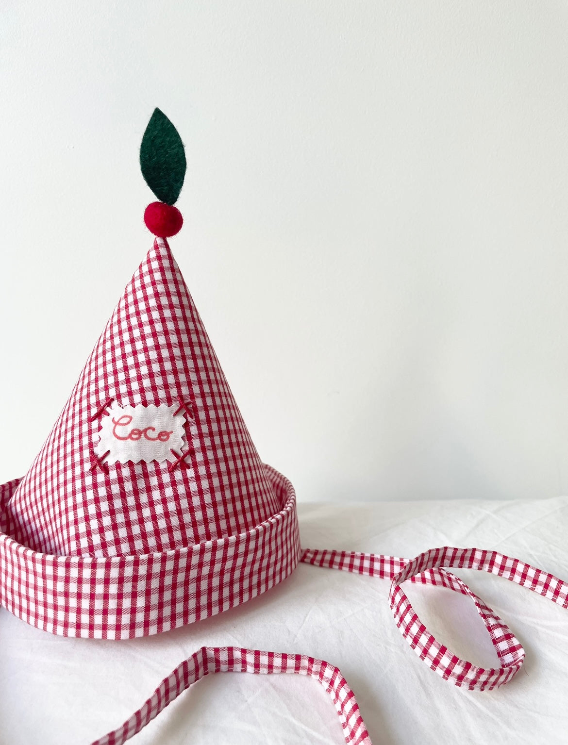 Sombrero puntiagudo de manzana - 1 año