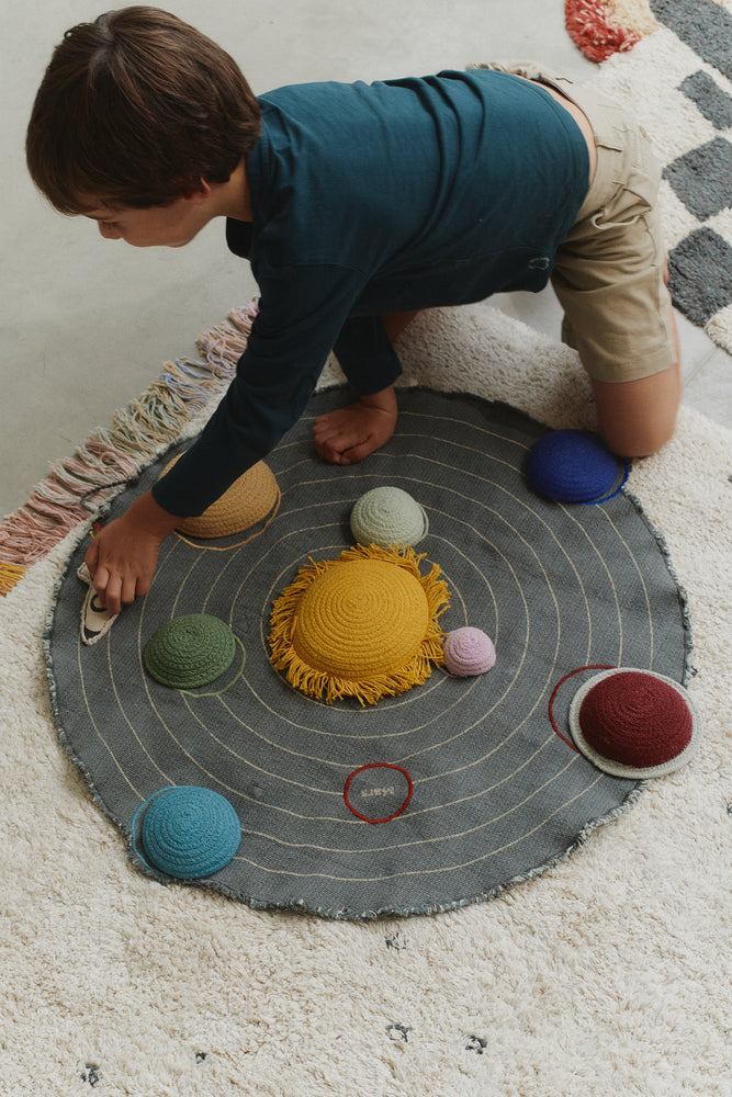 Set de juego Solar System de Lorena Canals.