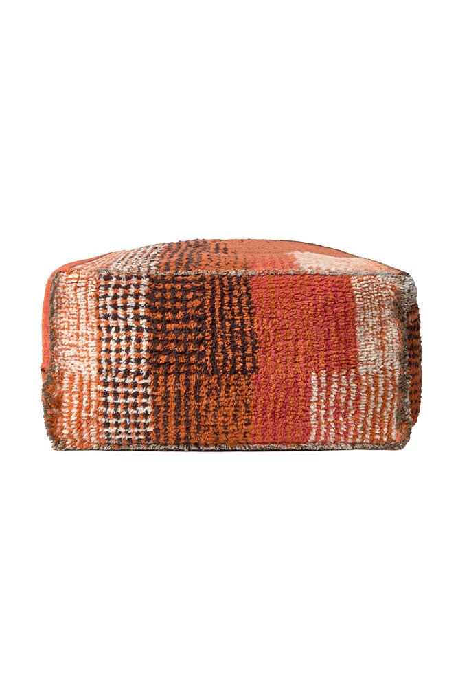 Puf reversible City Maple Red de Lorena Canals, animación.