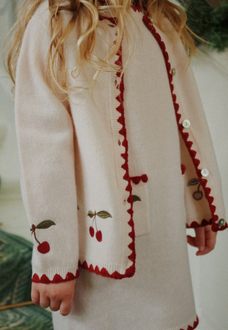 Chaqueta de Lana con Bordado de Cerezas Collette Off White – Konges Sløjd