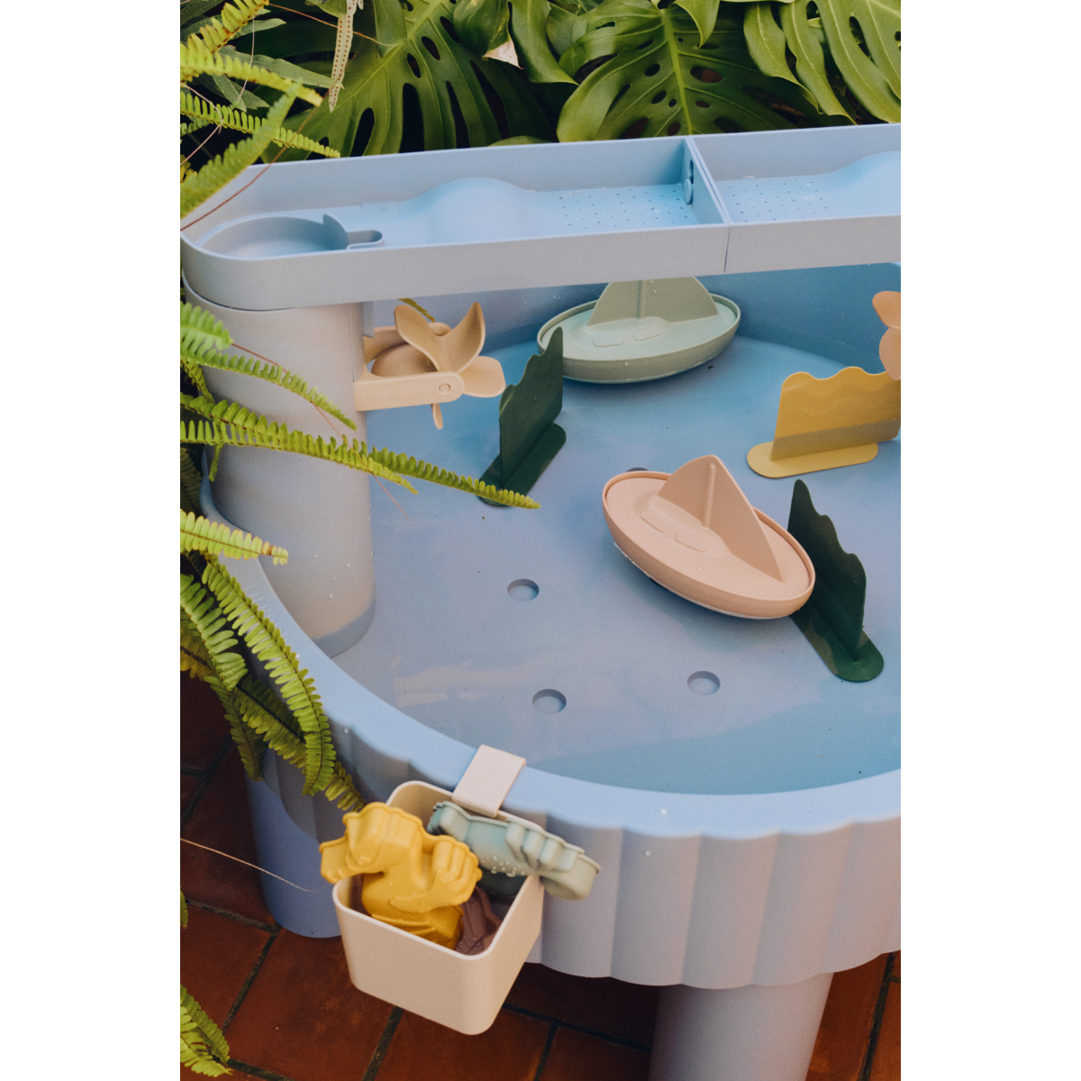Mesa de actividades Sepp Beach (Blue multi mix) – LIEWOOD