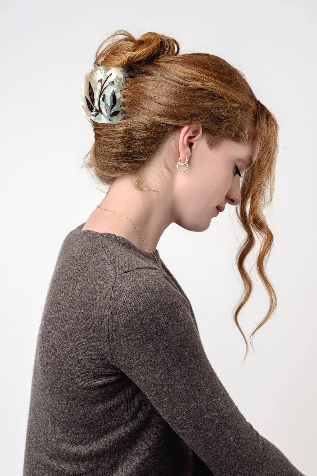 Accesorio de pinza para el pelo Bryony Floral XL Deep para mujer en color crema