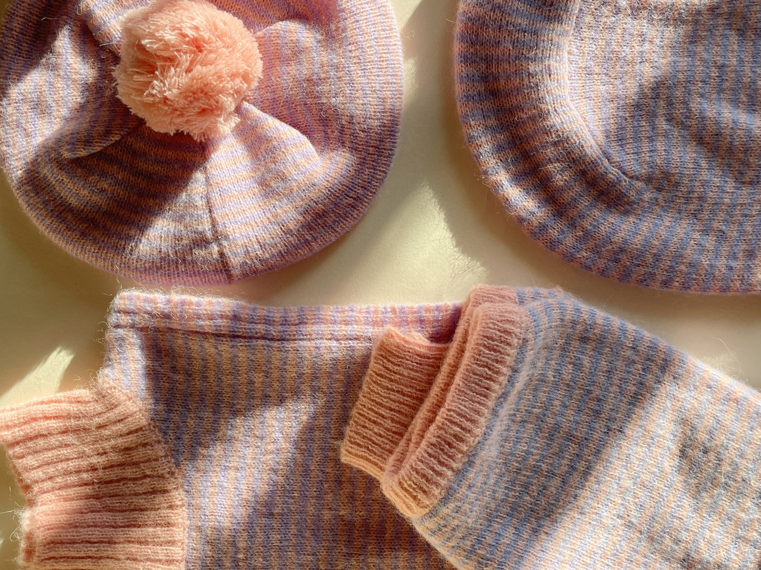 Pasamontañas de Punto Berle de Lana y Alpaca Purple/Pink Dolphin – Konges Sløjd