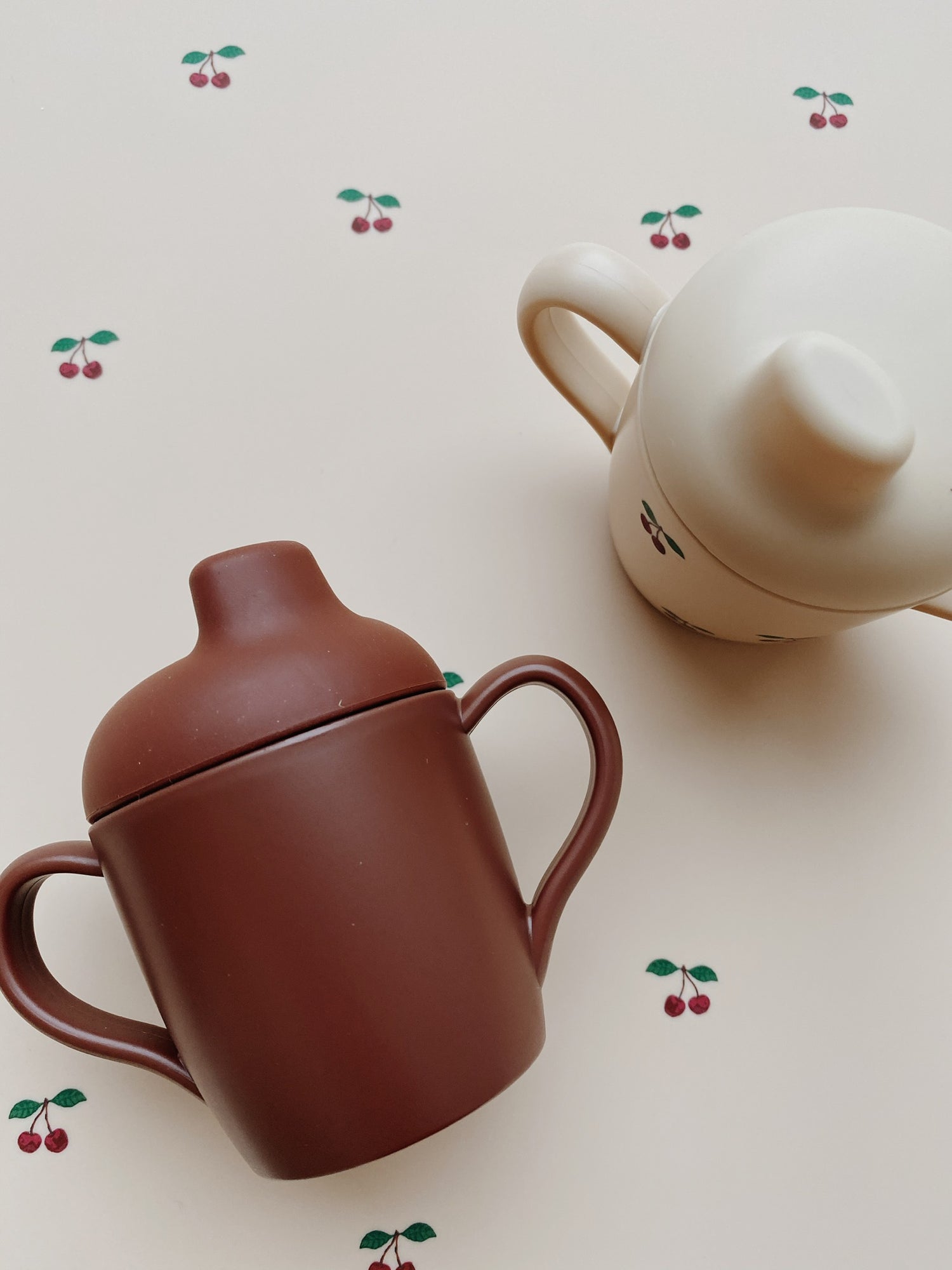 Set de 2 tazas de aprendizaje Cherry - Konges Sløjd