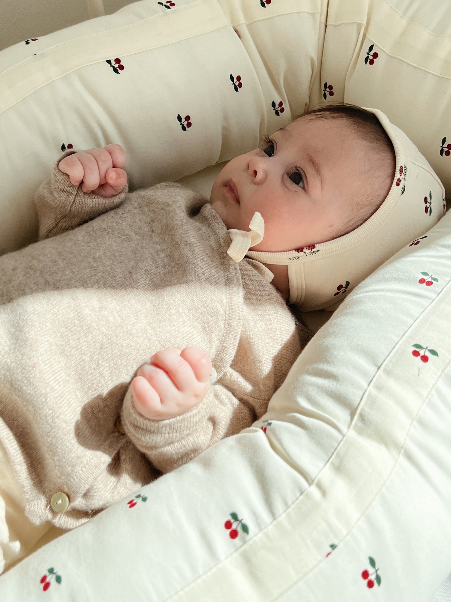 Gorro Baby Helmet GOTS Cherry – KONGES SLOJD