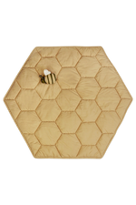 Alfombra de juego Honeycomb de Lorena Canals.