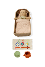 Set de muñeca mini Lorena Nari de Lorena Canals.