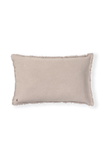 Cojín rectangular Stonewashed New Grey de Lorena Canals.